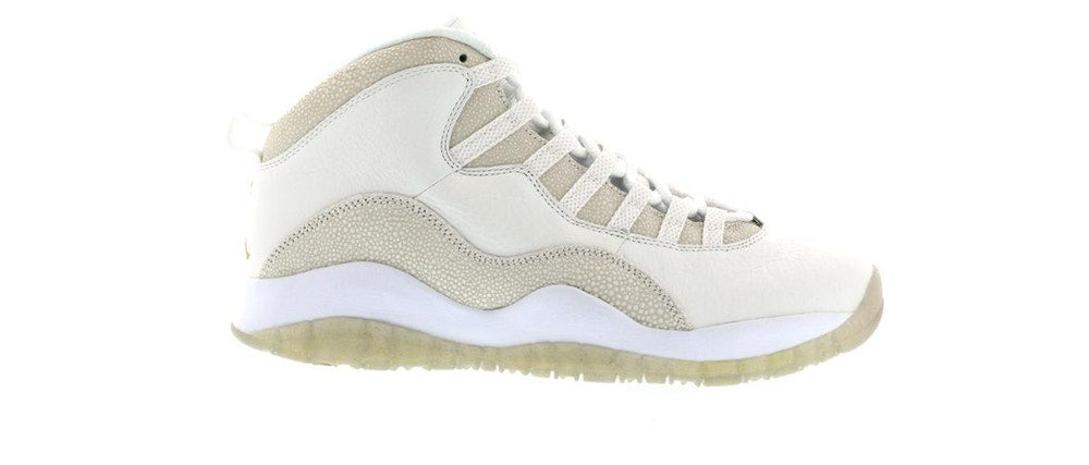 10 Retro Basketball Shoes White