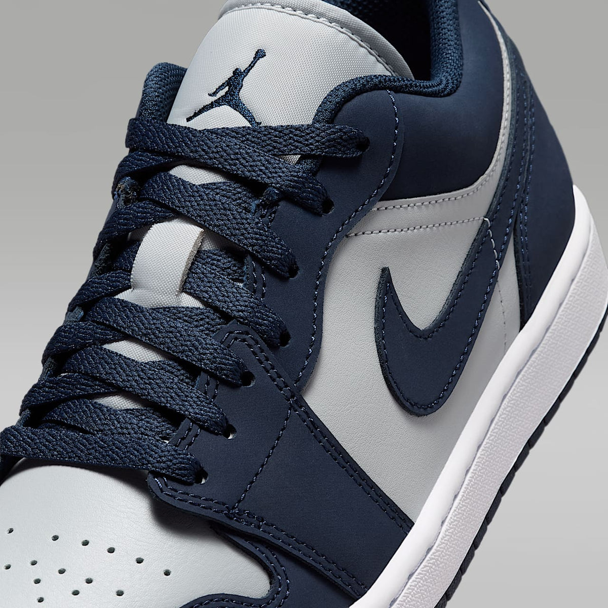 Air 1 Low