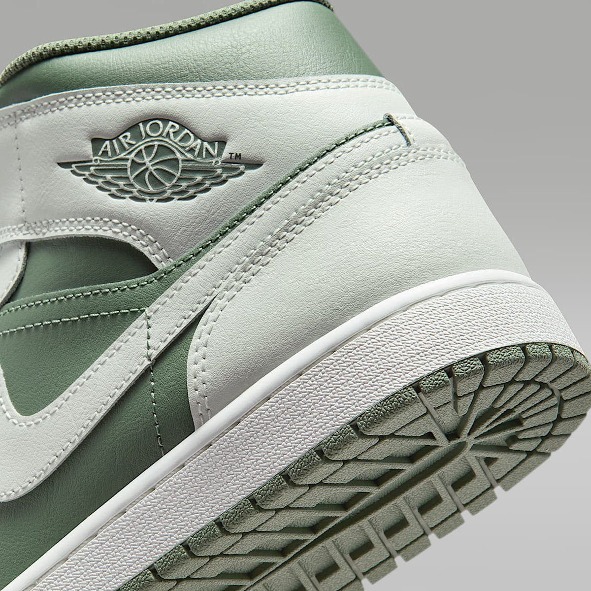 Air 1 Mid