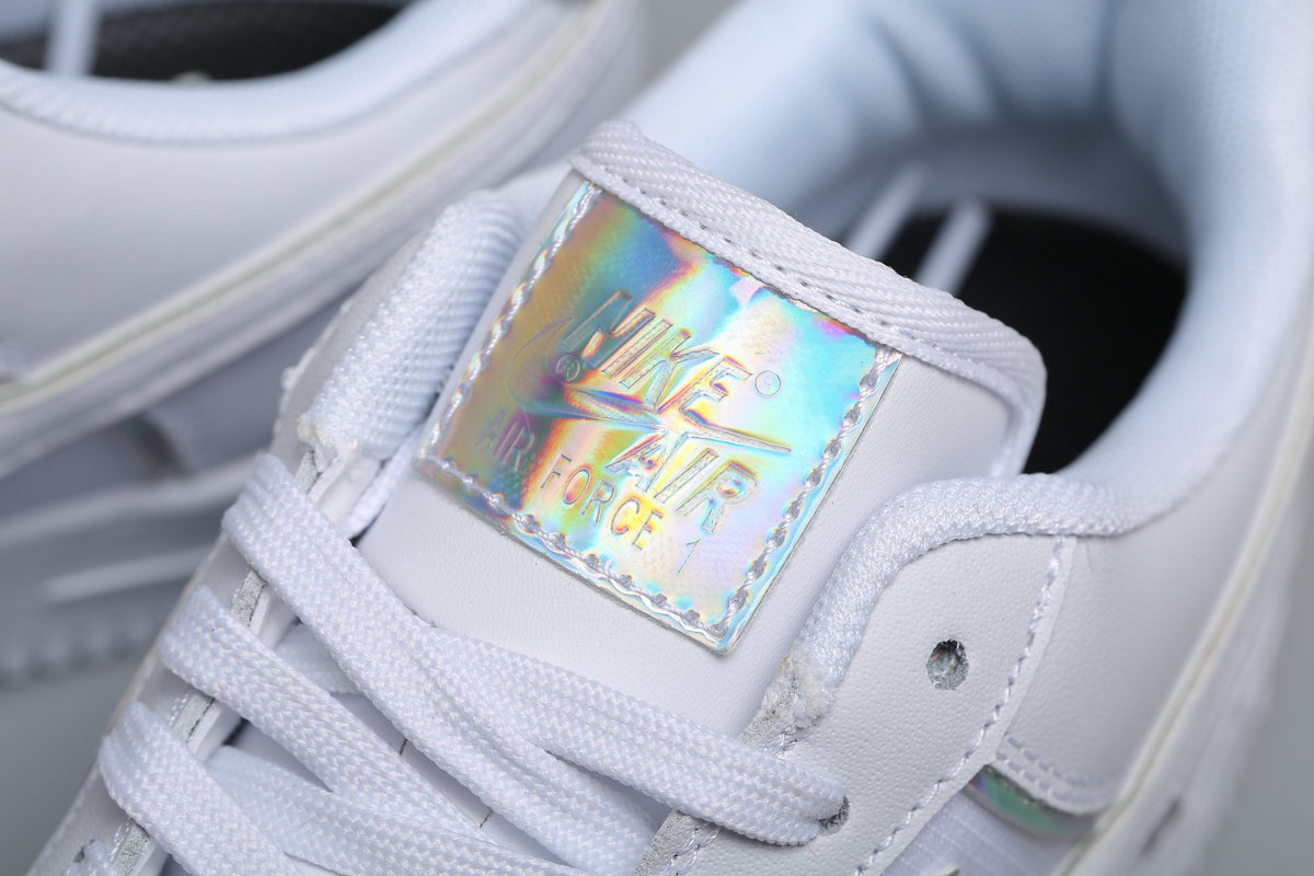 1 07 LV8 All White AF1