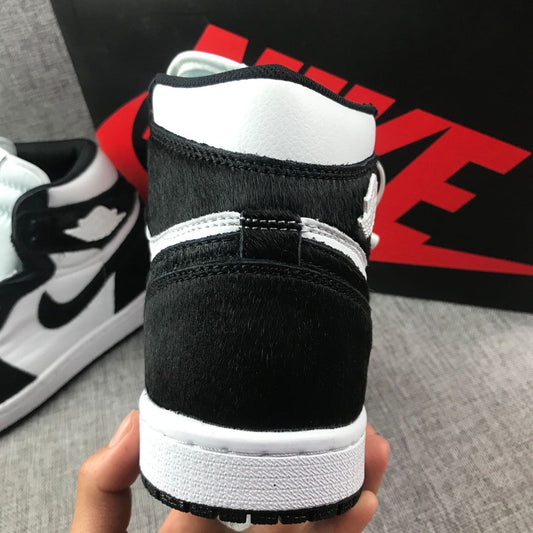 1 Mid Black White Concord Style AJ1