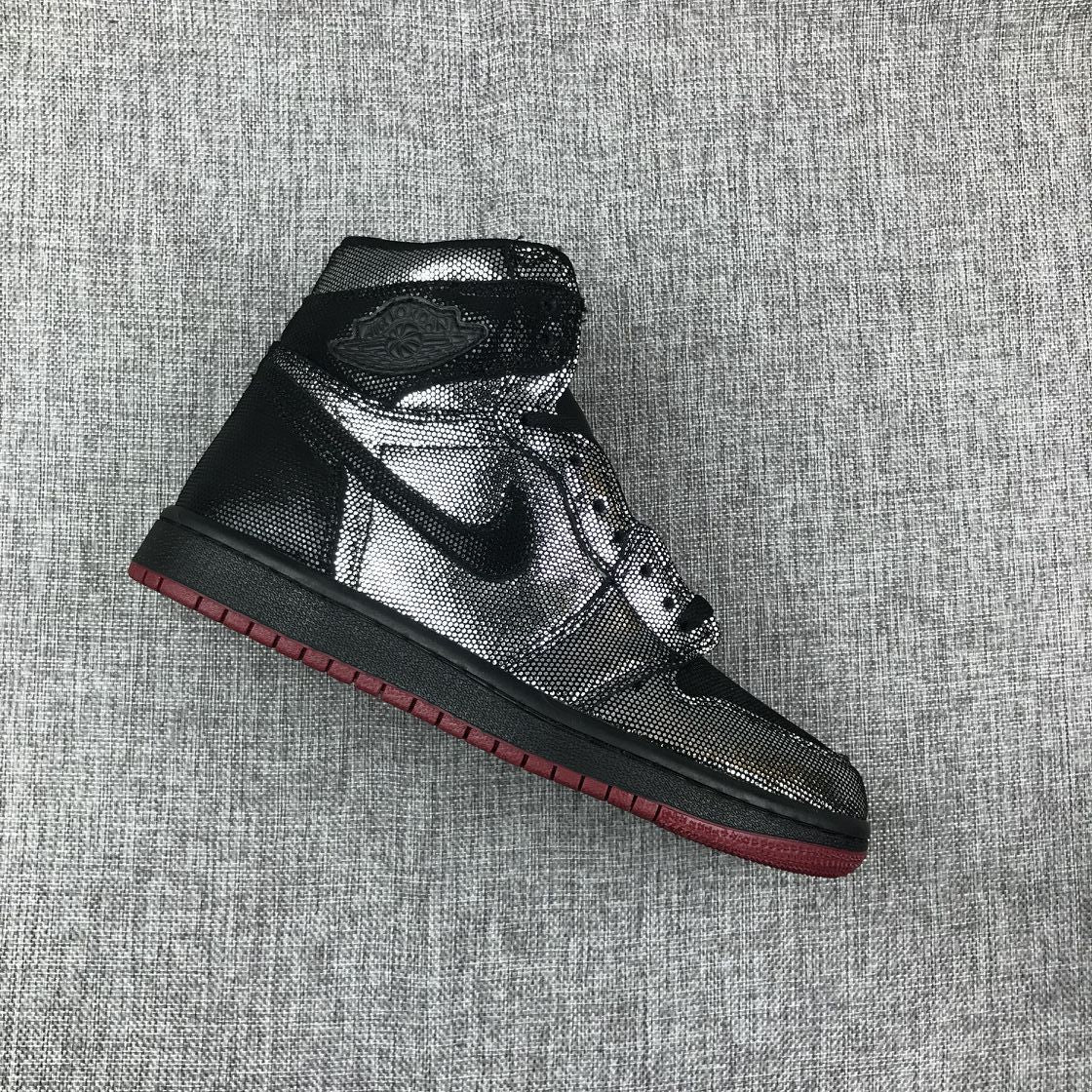 1 Mid Modern Black Silver AJ1