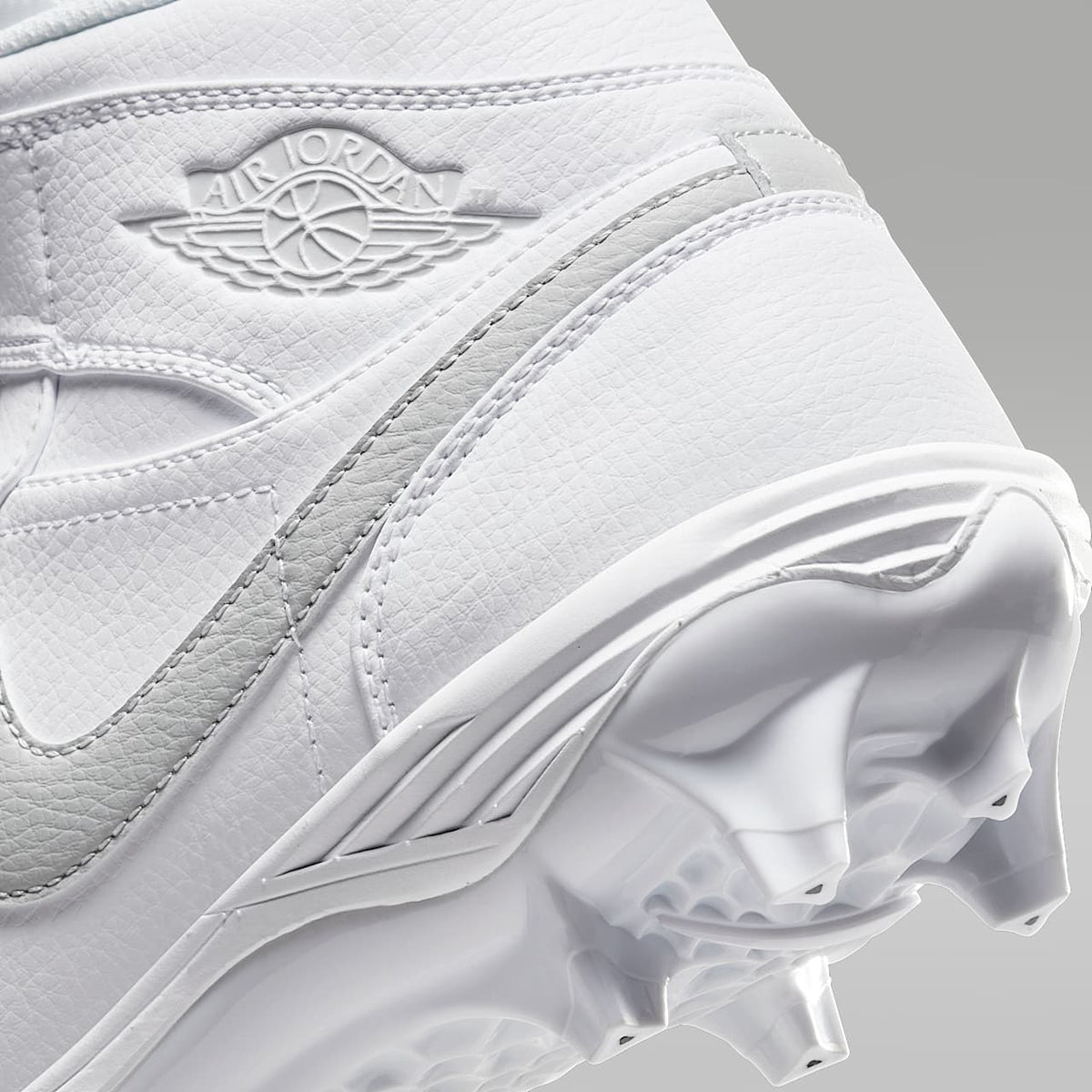 1 Mid TD Men's Football Cleat