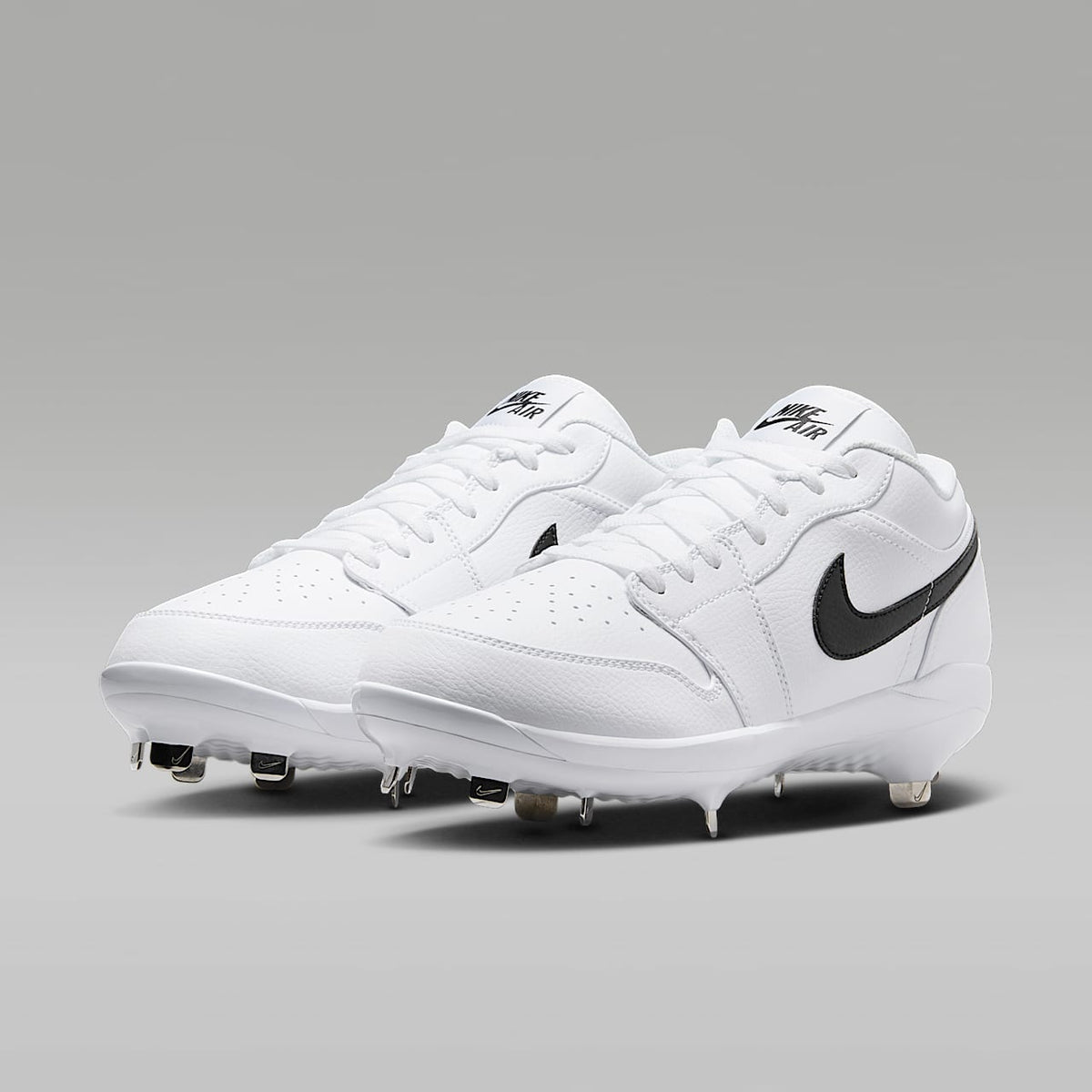 1 Retro Basketball Shoes Low Metal Baseball Cleats