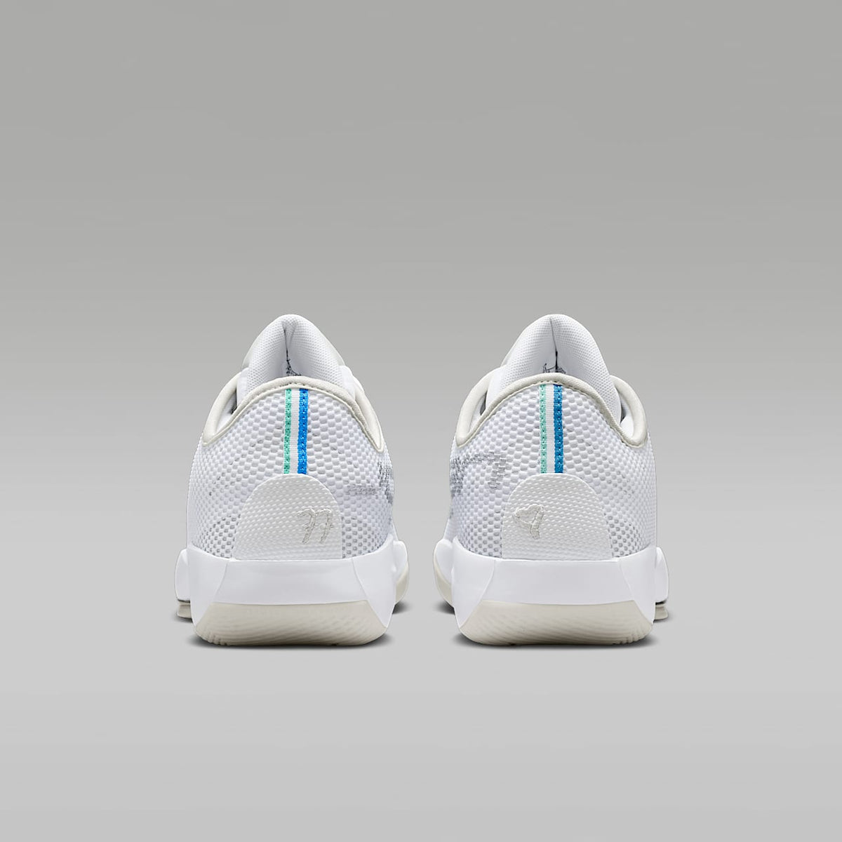 Luka 77 Basketball Shoes