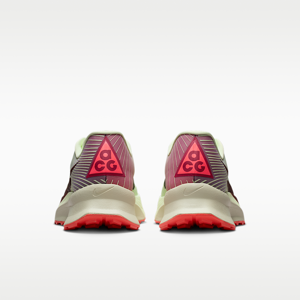 ACG Ultrafly Trail Trail Racing Shoes