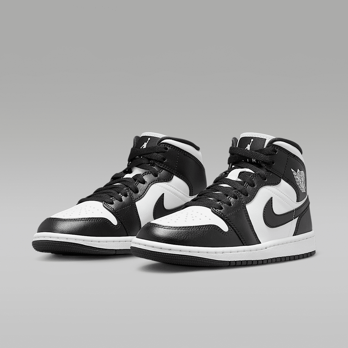 1 Mid Women's Shoes