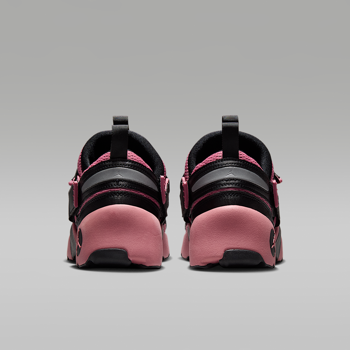 Trunner LX Women's Shoes