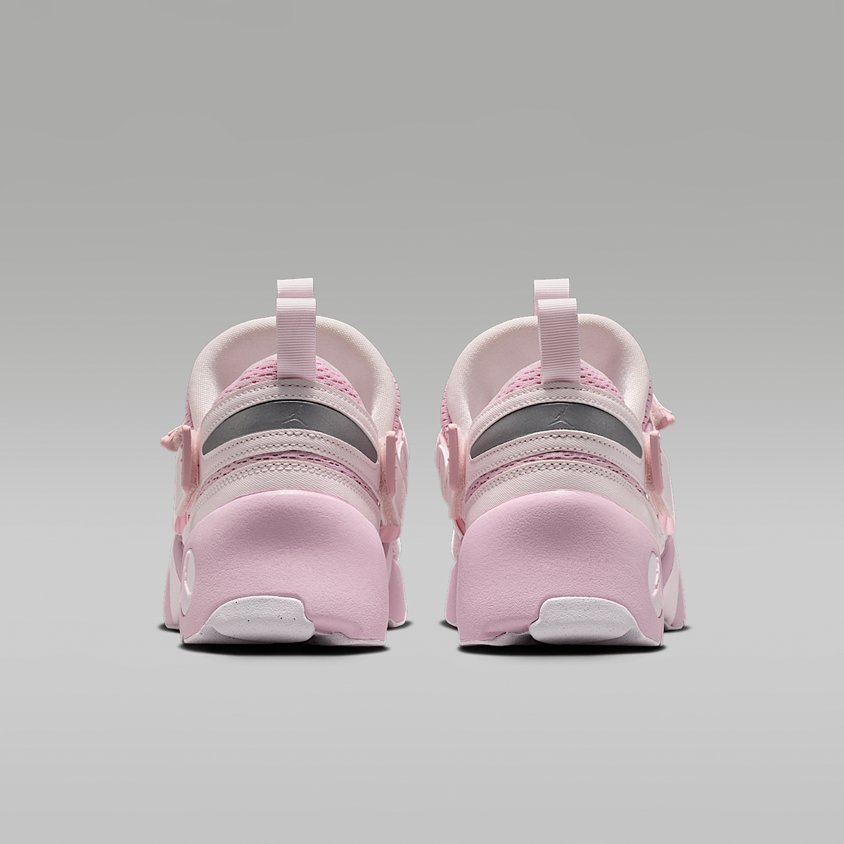 Trunner LX Women's Shoes