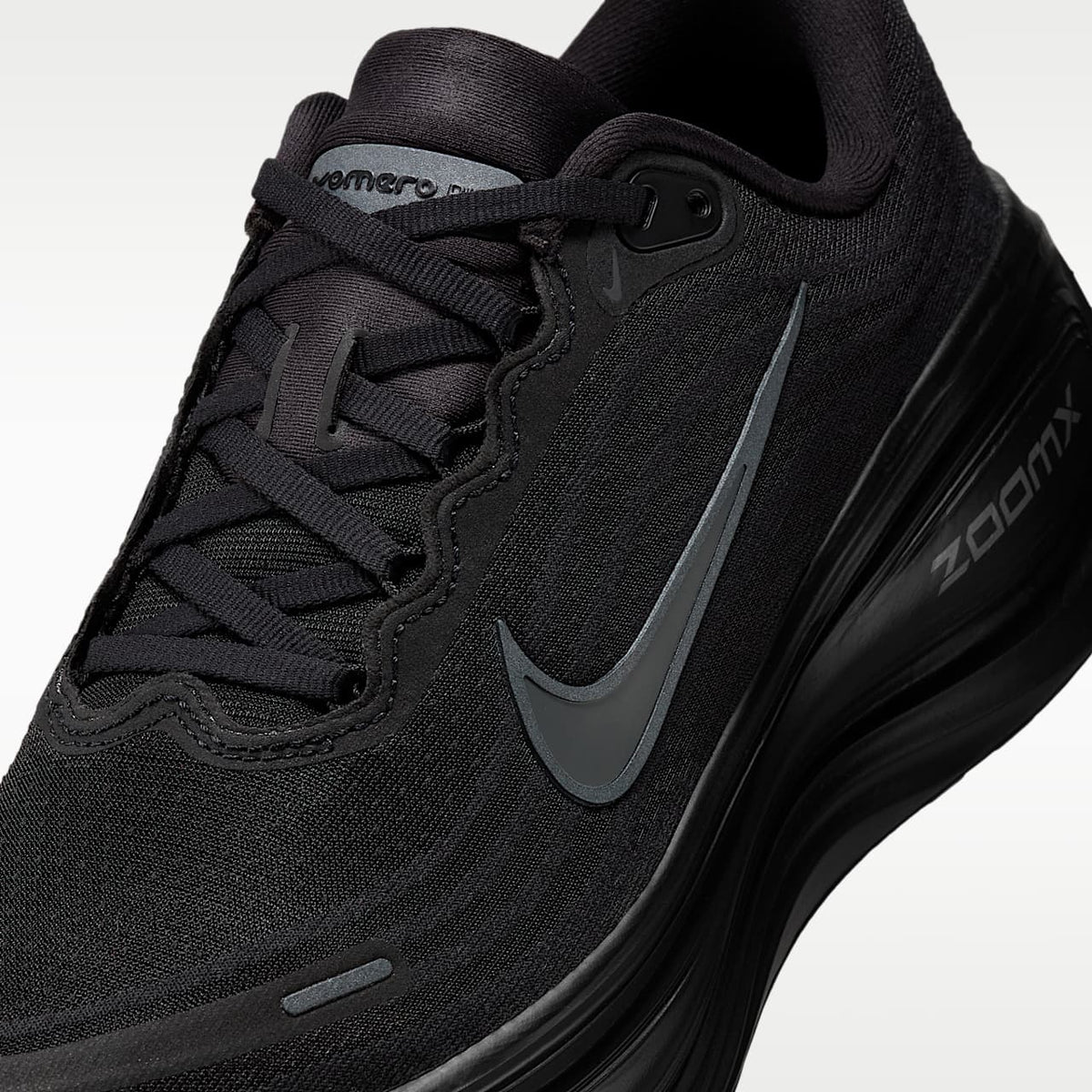 Vomero Plus Women's Road Running Shoes