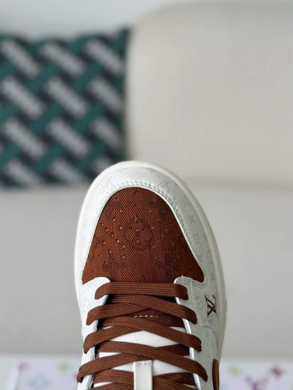 x Nike SB Dunk Low Brown/White Monogram Edition